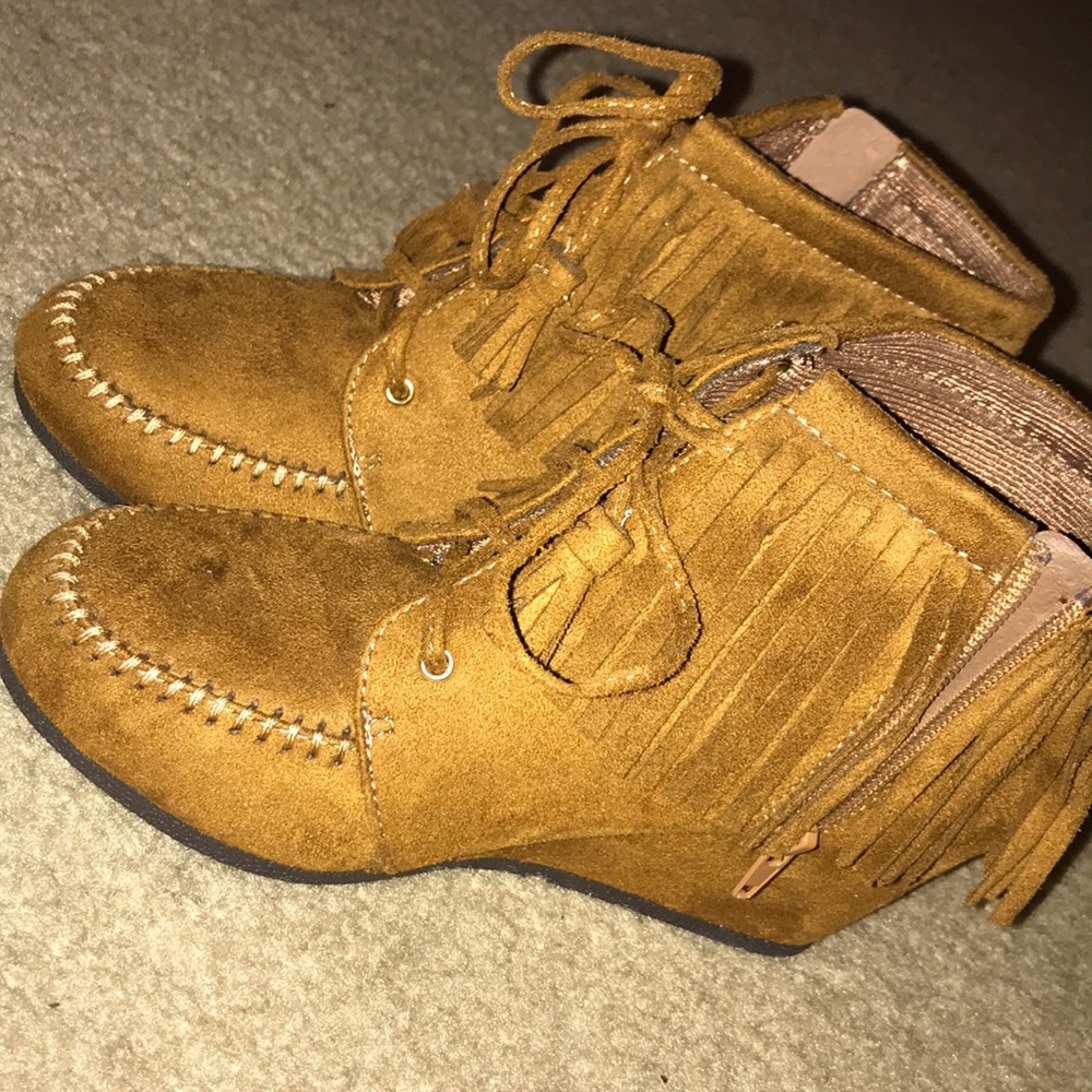 Brand new Moccasin Style Booties